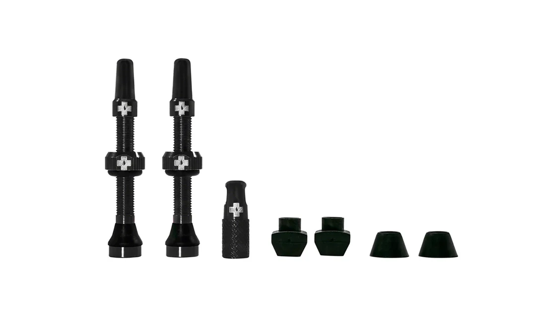 theproscloset3300599